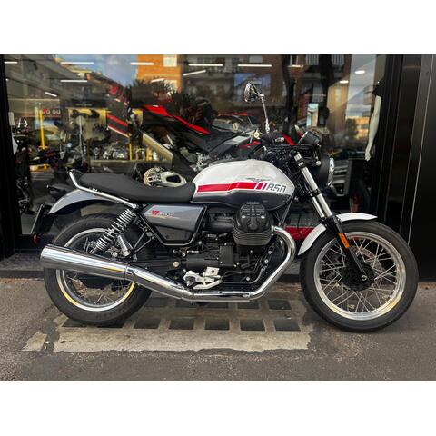 MOTO GUZZI - V7 Special Red Stripe - 2024